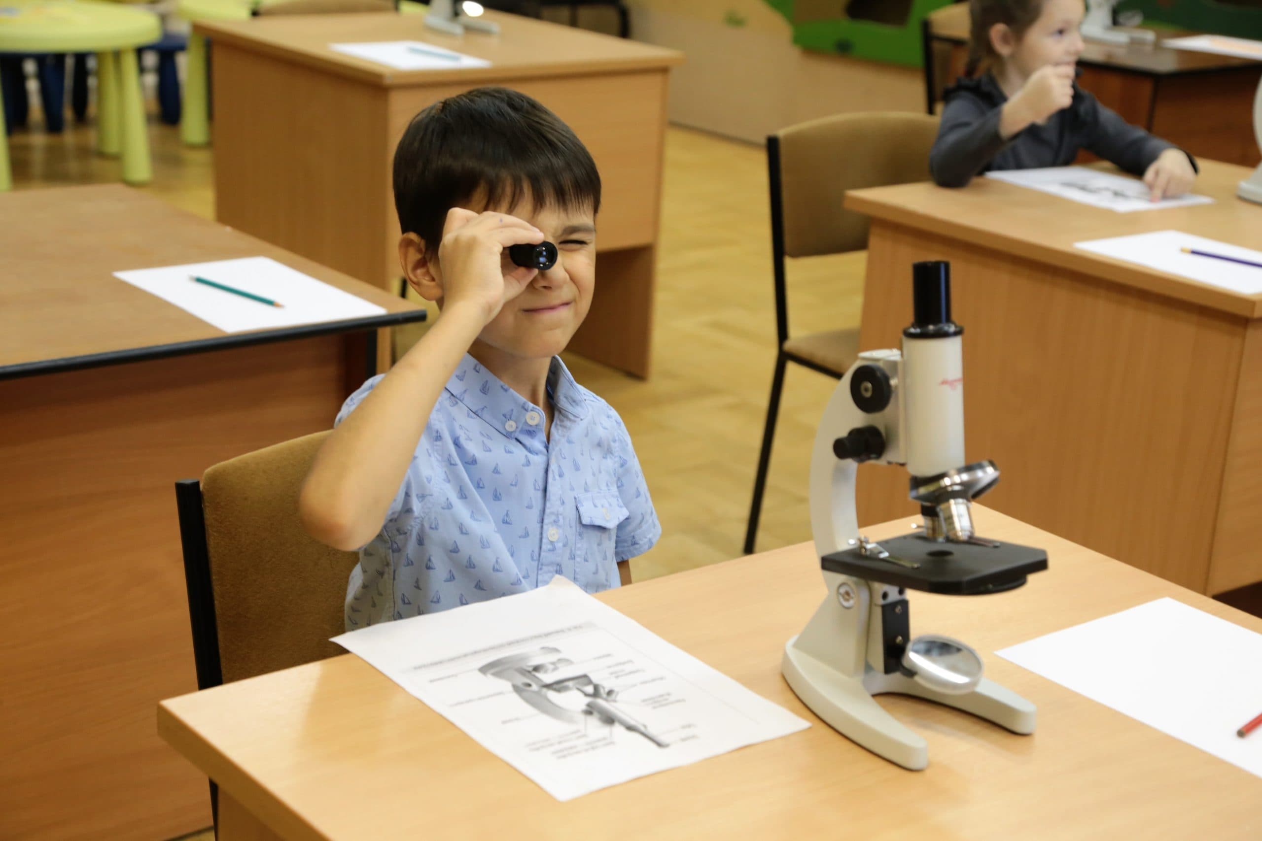 Интерактивное занятие с микроскопами «Комната открытий»