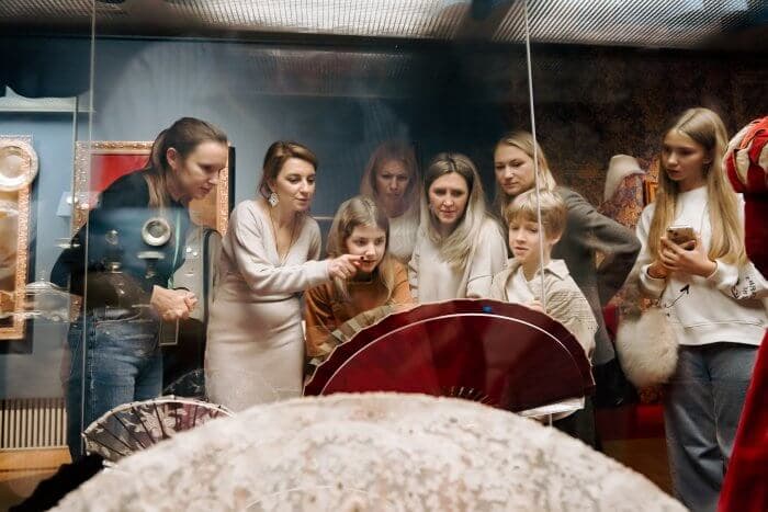 malenkie-sekrety-bolshoj-kollekczii-700x467